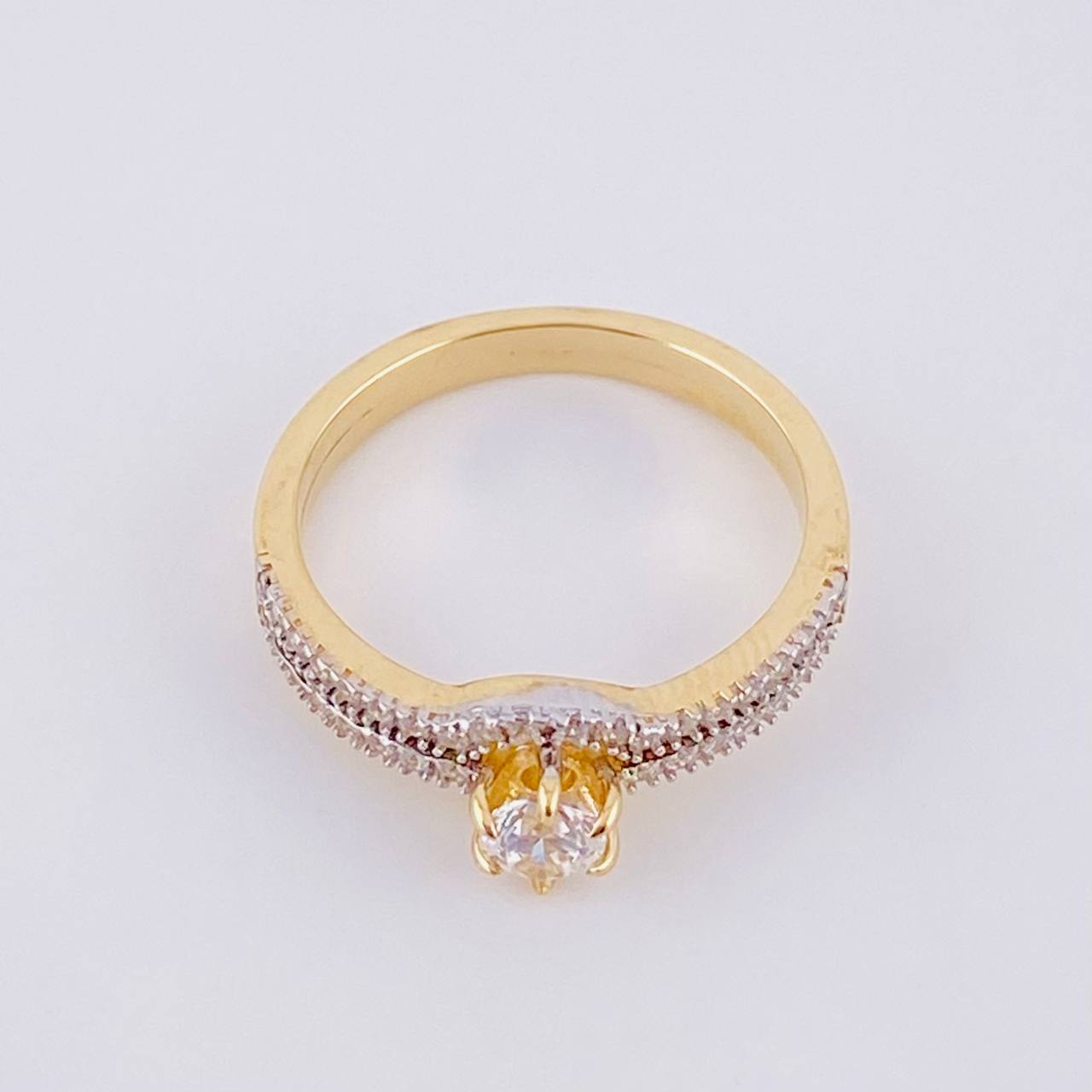 Anillo Solitario Doble Carril 3.4g / T6 1/4 Oro Amarillo 18K