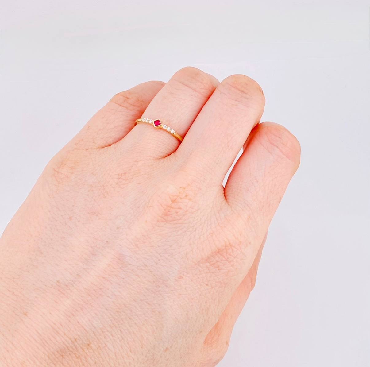 Anillo Rombo Tupido 1.35g / T6 1/2 Oro Amarillo 18K