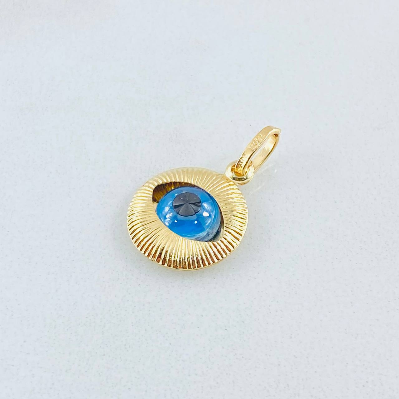 Dije Ojo Turco 0.9gr / 1.8cm / Oro Amarillo +4 18K
