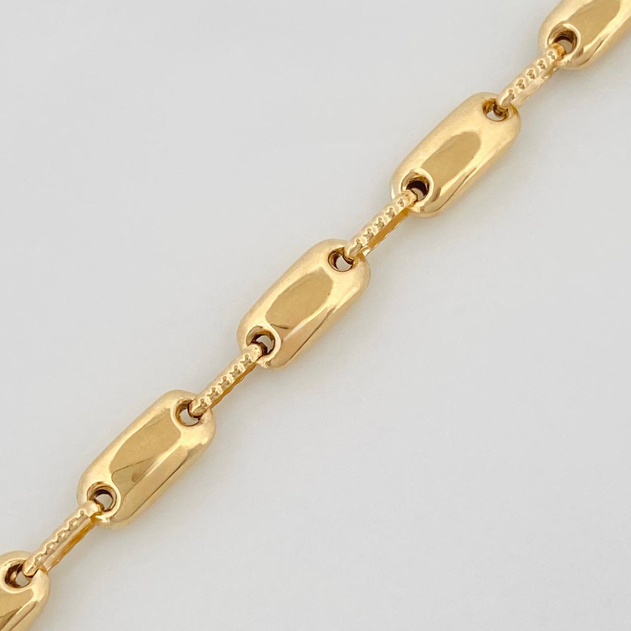 Pulso Rustica Adije 5.3g / 21.5cm / 3.9mm Oro Amarillo 18K