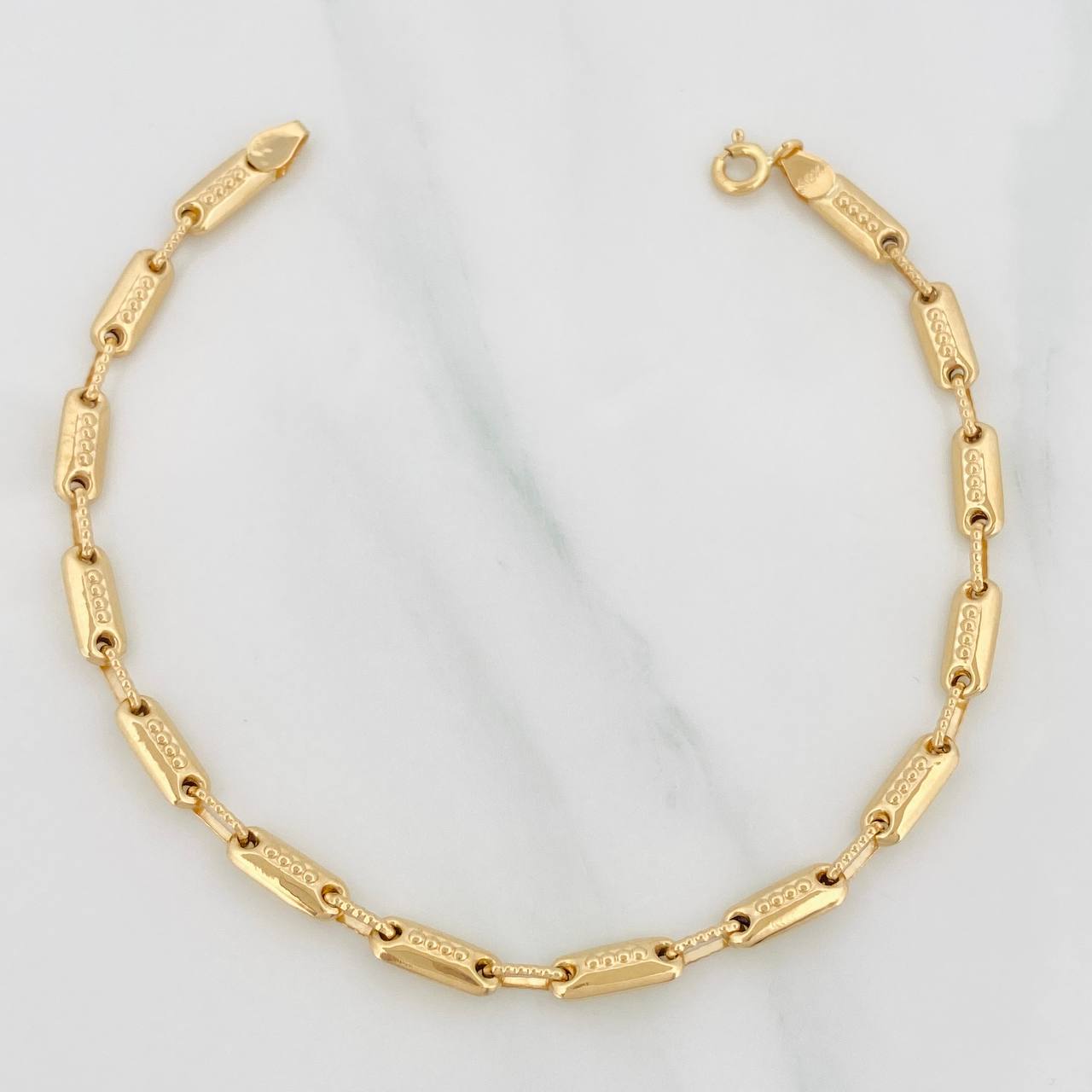 Pulso Rustica Cilindro 4.6g / 20.5cm / 3.9mm Oro Amarillo 18K