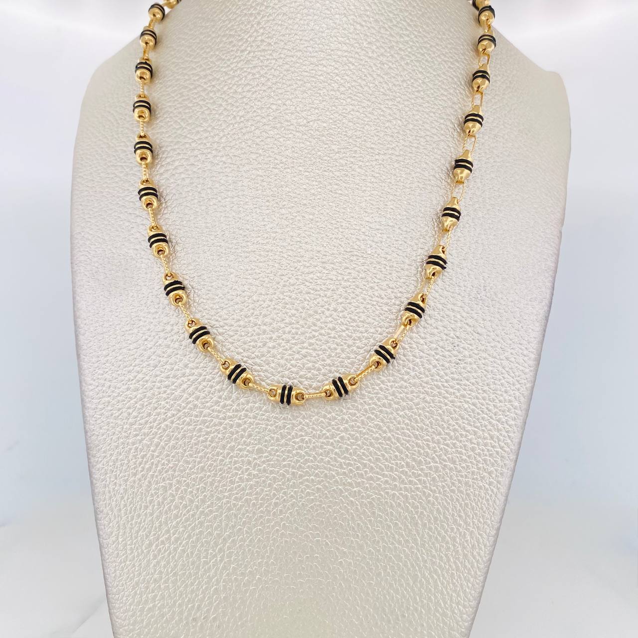 Cadena Rustica Barril 13.85g / 60cm / 4.35mm Oro Amarillo 18K