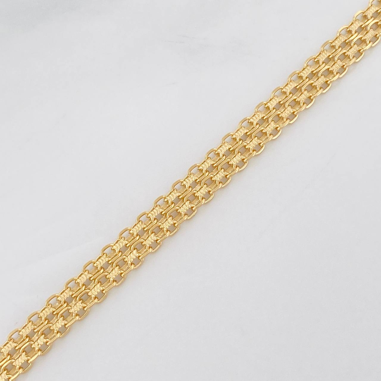 Pulso Chino 5.35g / 18cm / 4.7mm Oro Amarillo 18K