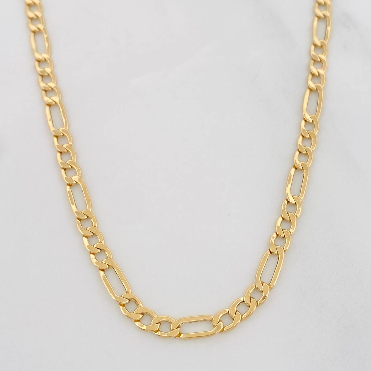 Cadena Figaro 6.6g / 60cm / 4mm Oro Amarillo 18K