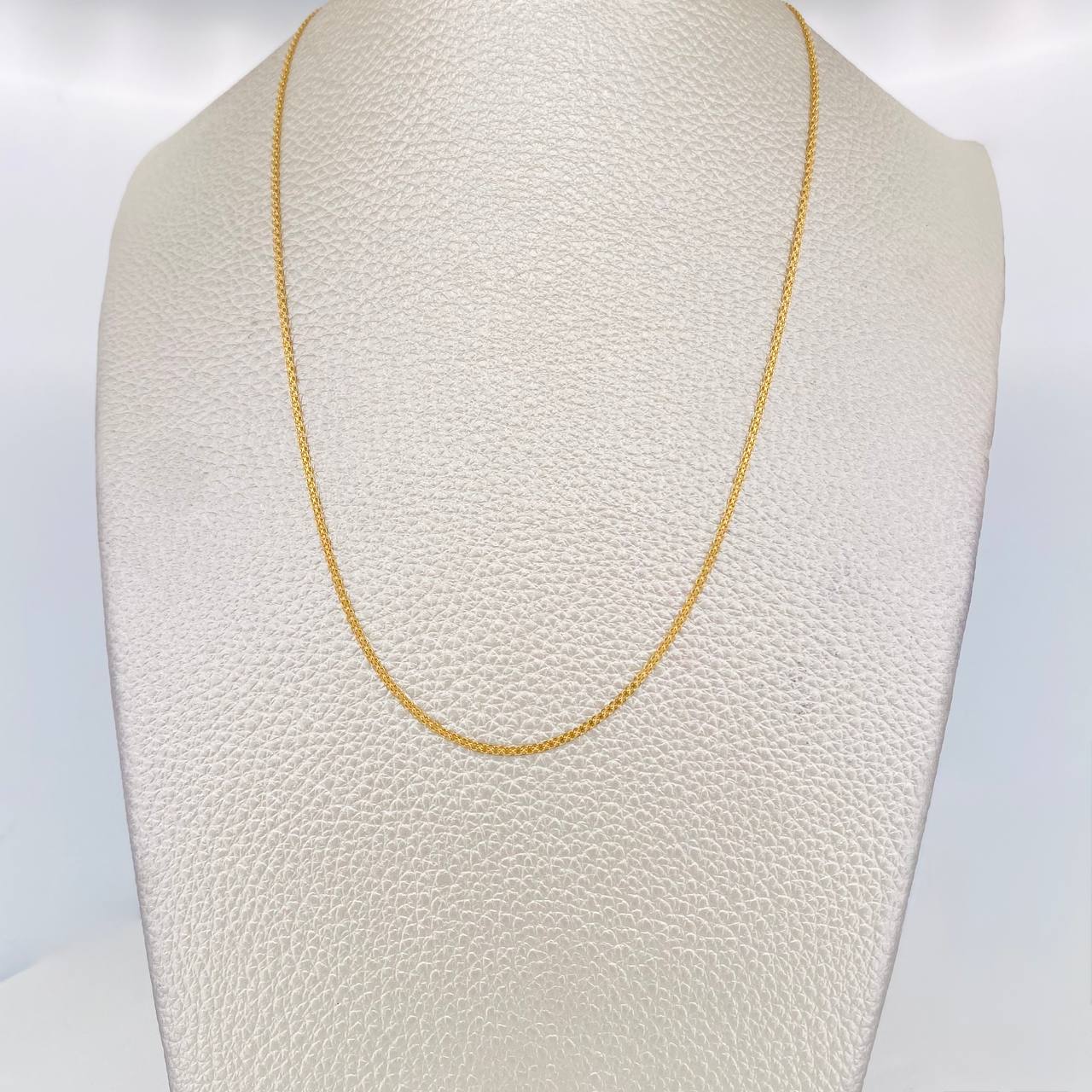 Cadena China 2.6g / 45cm / 1.4mm Oro Amarillo 18K