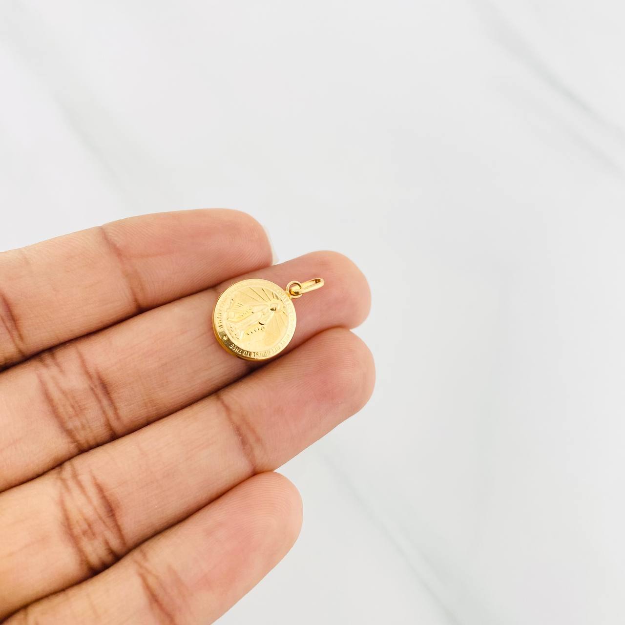 Dije Virgen Milagrosa 0.65g / 2cm Oro Amarillo 18K