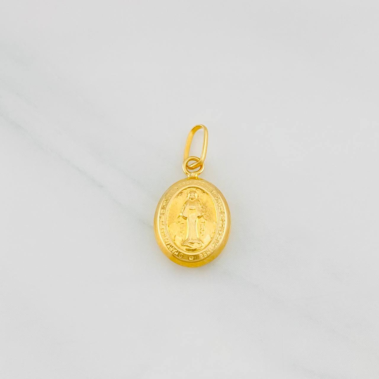 Dije Virgen Milagrosa 0.5g / 1.8cm Oro Amarillo 18K