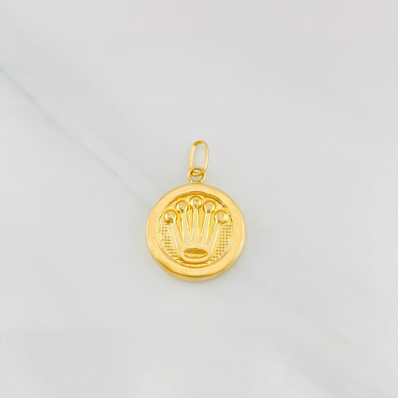 Dije Corona 0.95g / 2.1cm Oro Amarillo 18K