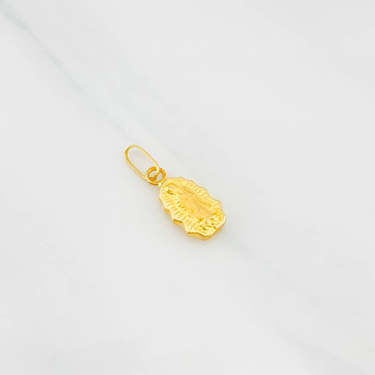Dije Virgen de Guadalupe 0.35g / 1.7cm Oro Amarillo 18K