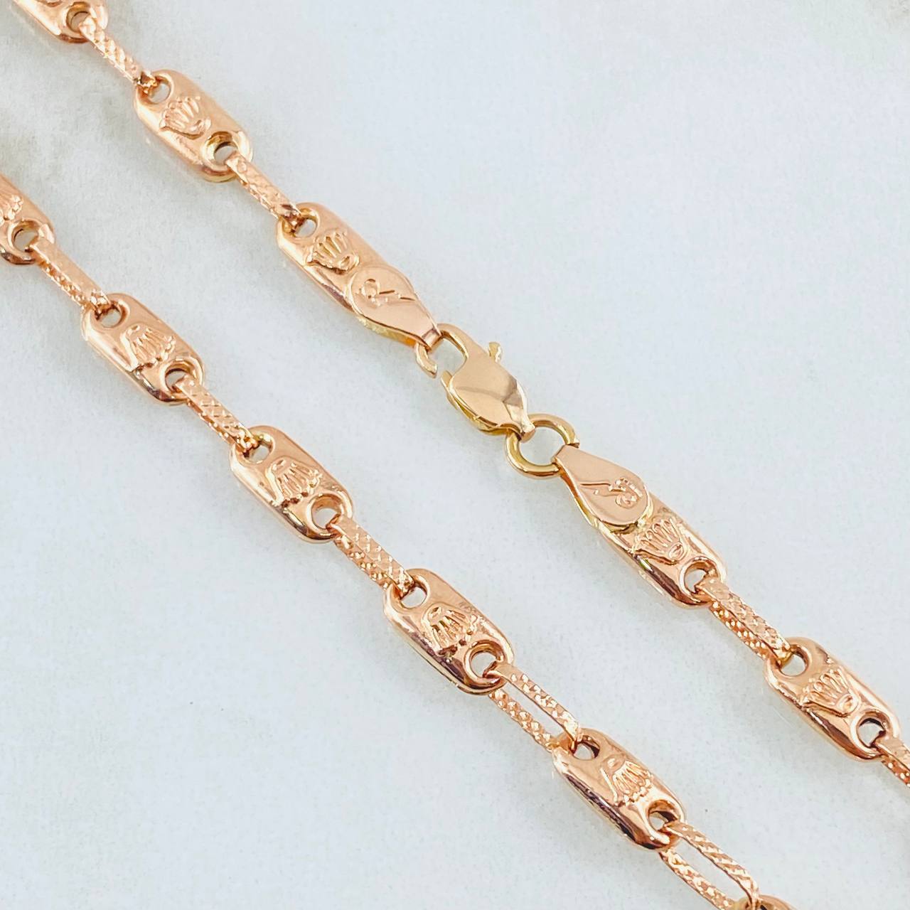 Cadena Rustica Corona 9.55gr / 50cm / Oro Rosa 18K