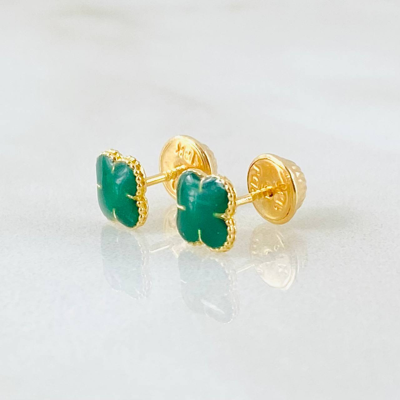 Topos Trebol Verde 0.9gr / Oro Amarillo 18K