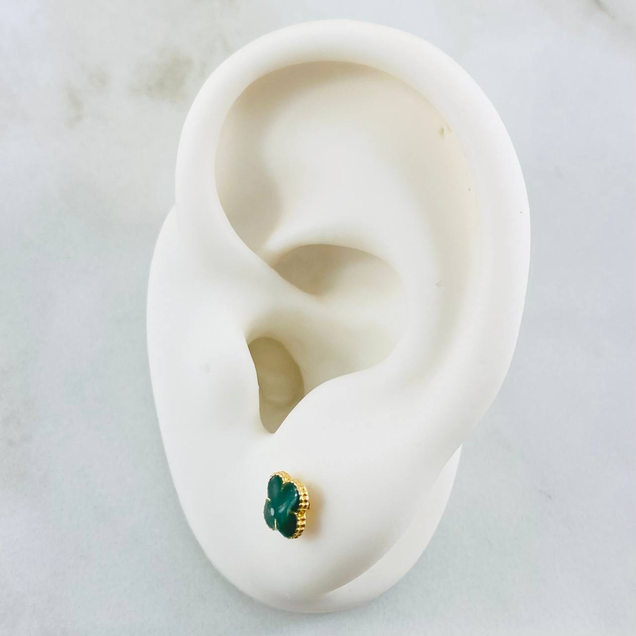 Topos Trebol Verde 0.9gr / Oro Amarillo 18K