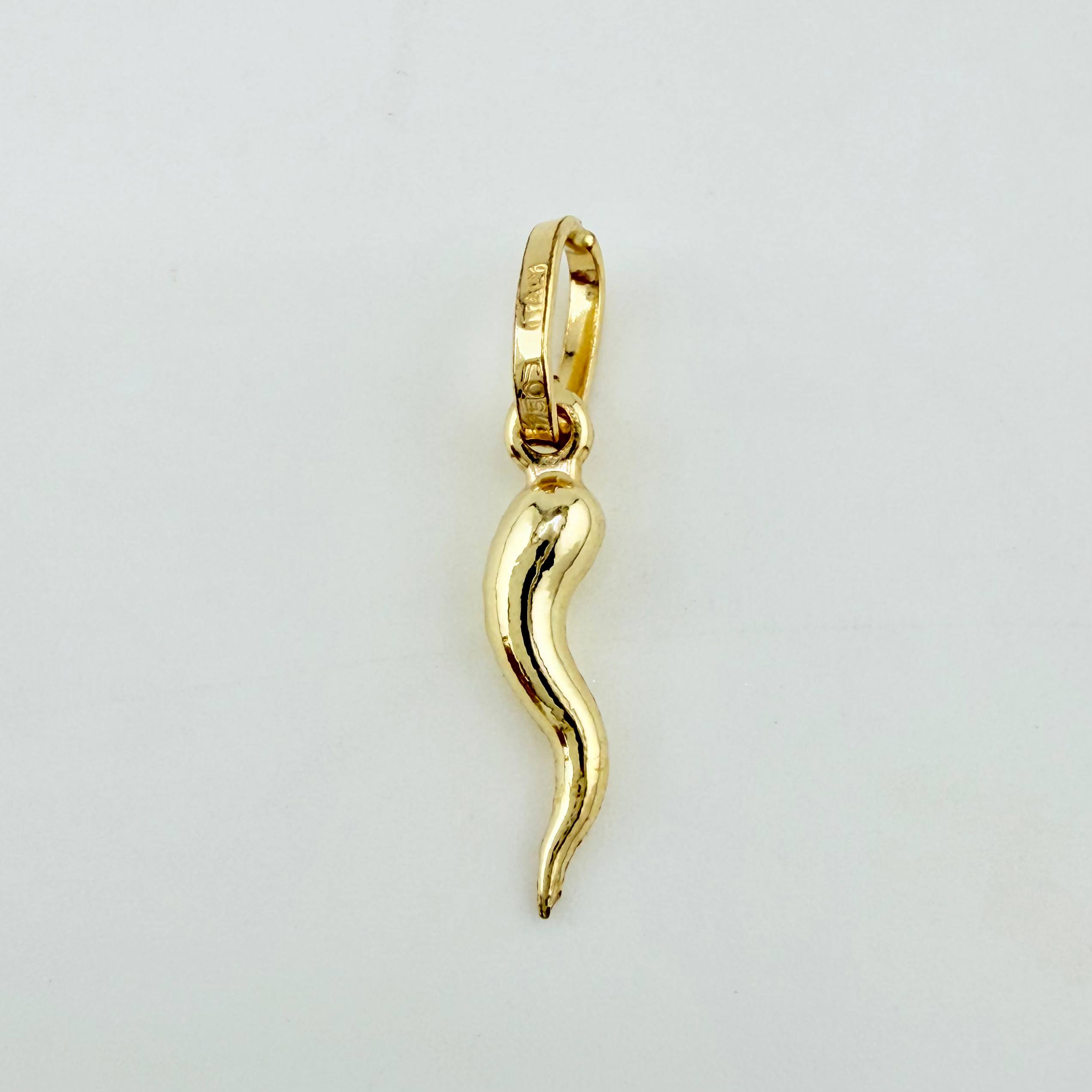 Dije Chile Jalapeño 0.4gr / 2cm / Oro Amarillo +4 18K