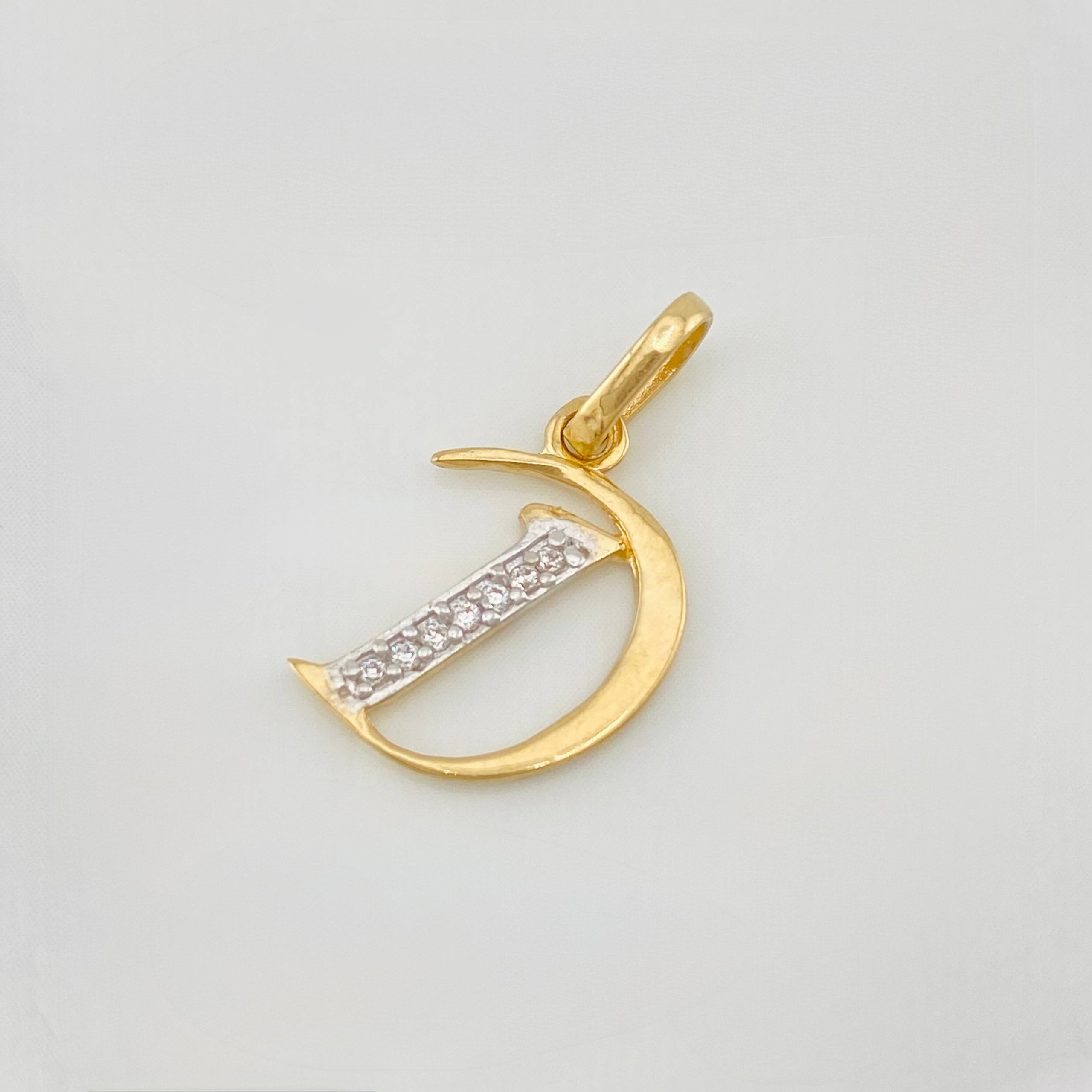 Dije Corona Letra D 0.8 g / 1.9 cm Dos Oros Amarillo Blanco 18K