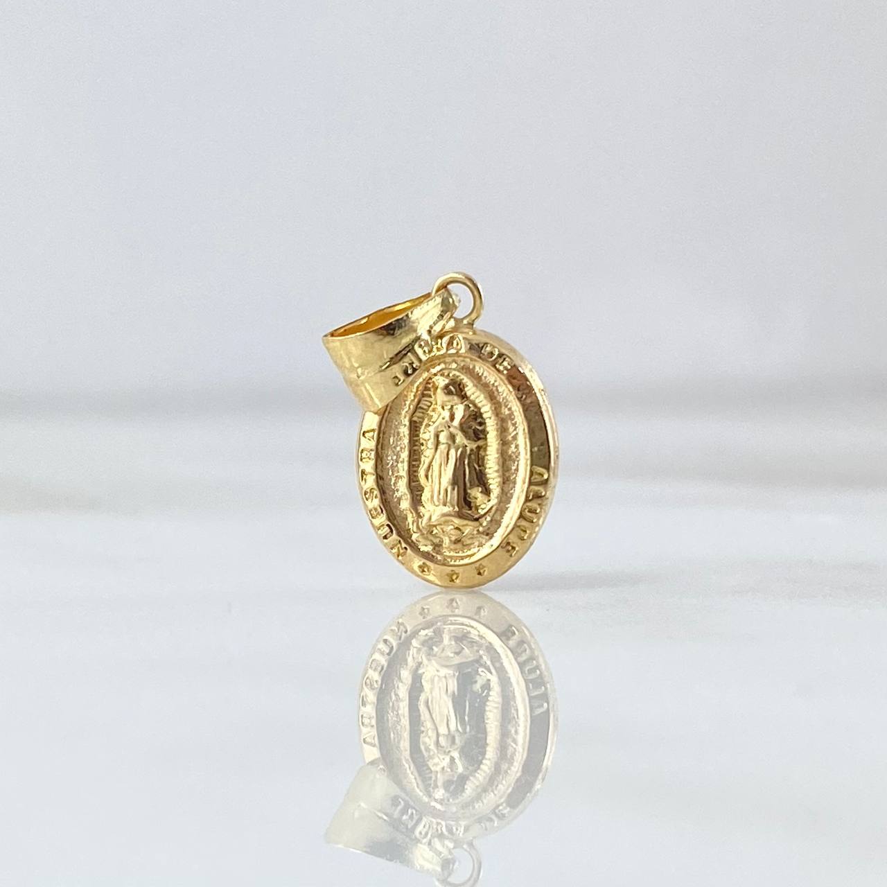 Dije Virgen Guadalupe 0.7gr / 2cm / Ovalo Mate Oro Amarillo 18K