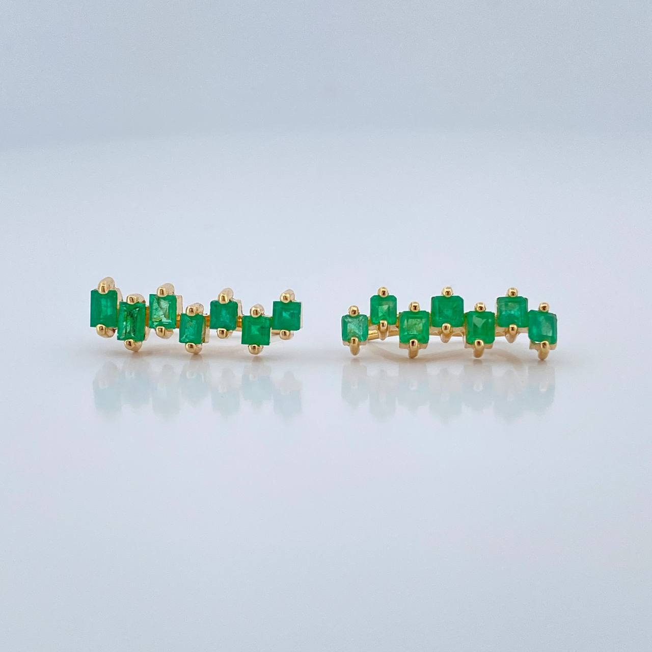 Topos Destello Rectangulos Esmeraldas 3.2gr / 7.5mm Oro Amarillo 18K %