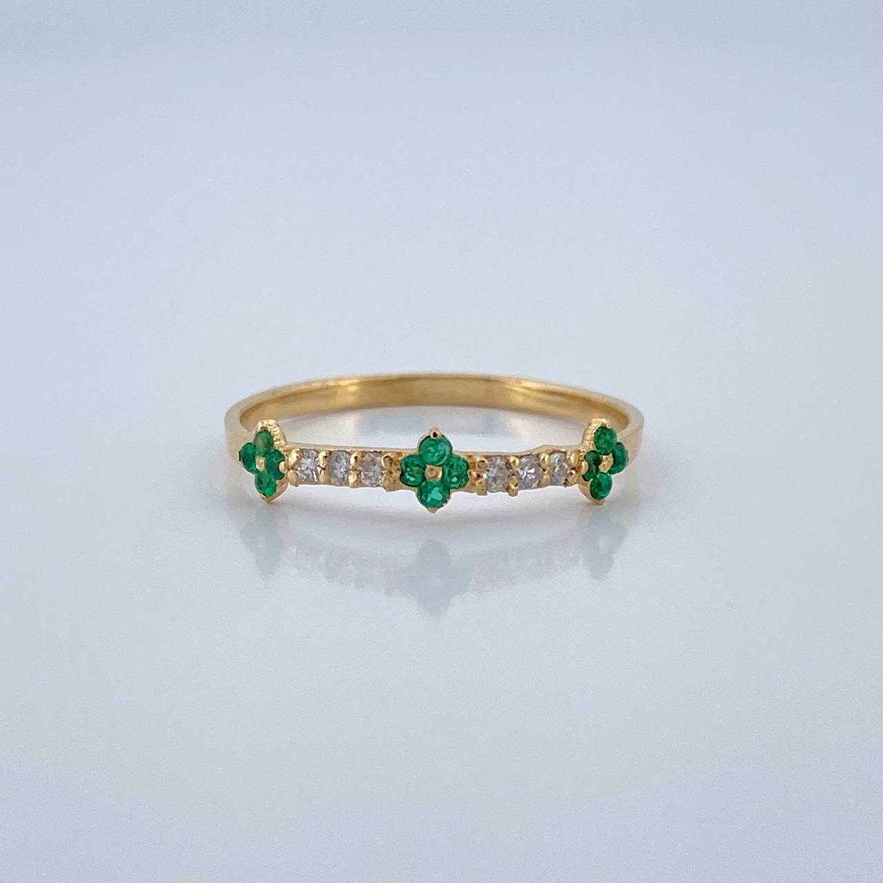 Anillo Trebol Mini Esmeraldas Diamantes 0.9gr / T6 1/4 / Oro Amarillo 18K %