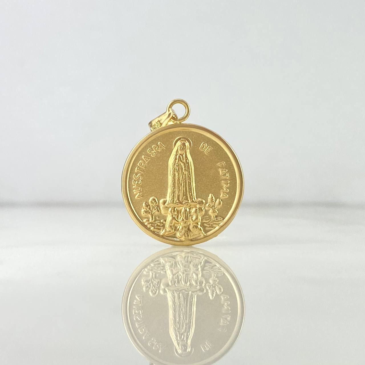 Dije Virgen Fátima 2.4gr / 3.5cm / Circulo Oro Amarillo ©