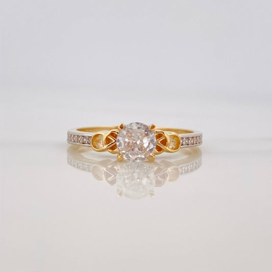 Anillo Solitario Churumbela 2.1 g / T6 1/2 Dos Oros Amarillo Blanco 18K