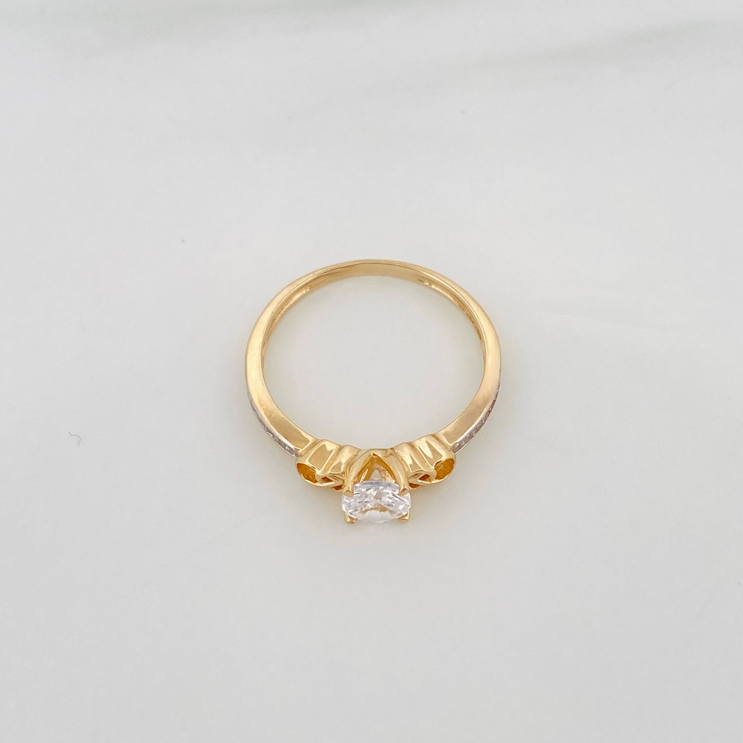 Anillo Solitario Churumbela 2.1 g / T6 1/2 Dos Oros Amarillo Blanco 18K