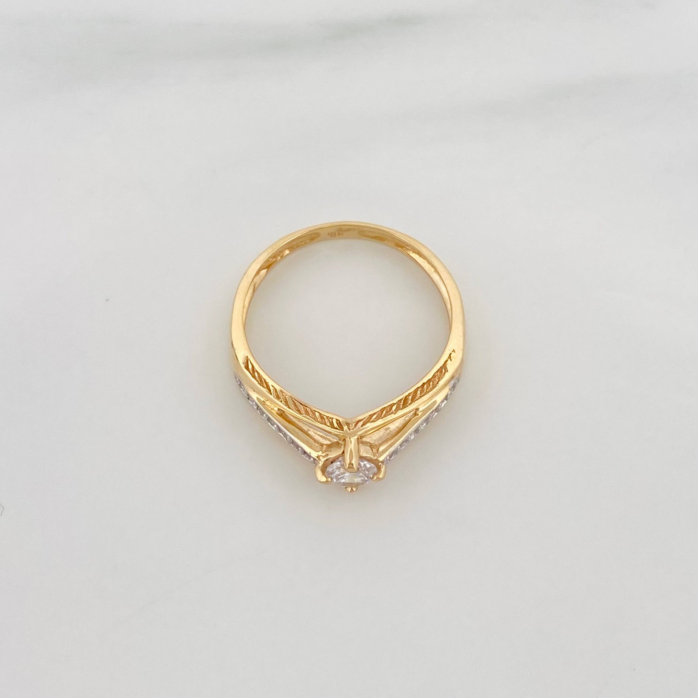 Anillo Solitario Puente 2.35 g / T6 1/2 Dos Oros Amarillo Blanco 18K