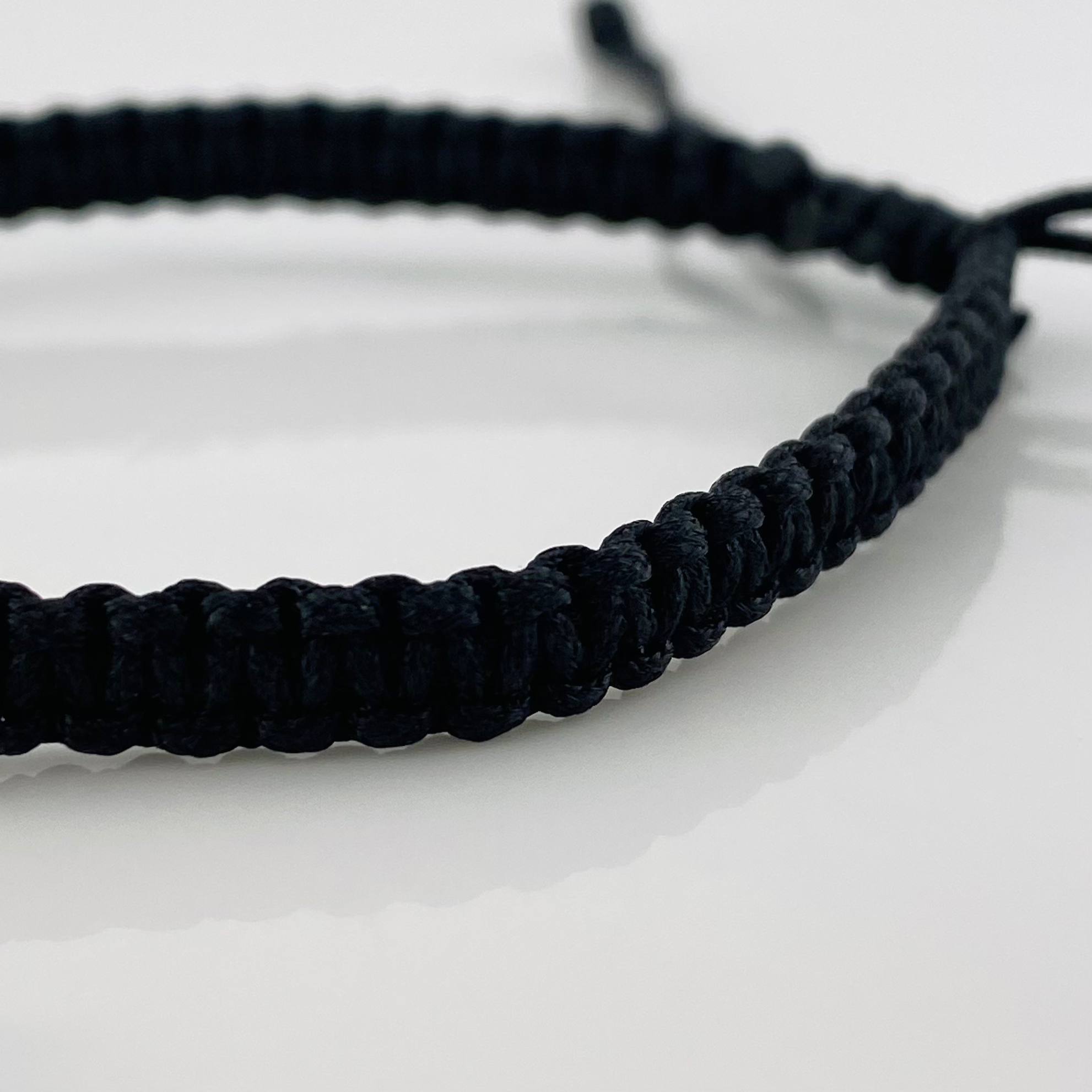 Pulsera Tejida Negro Tennis Oro Amarillo 18K