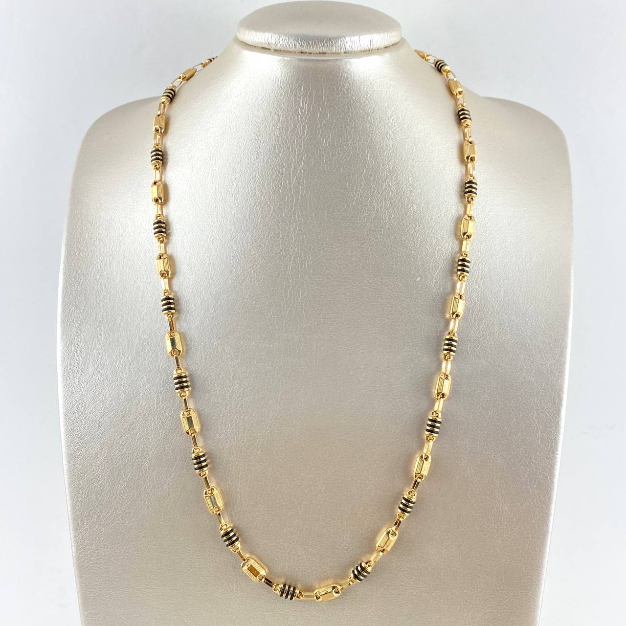 Cadena Rustica Adige Diamantado 14.75gr / 60cm / Cauchos Negros Oro Amarillo ©