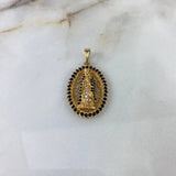 Dije Virgen de Guadalupe 3.7gr / 3.4cm / Circones Blancos-Negros Oro Amarillo