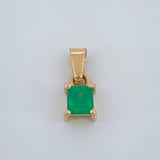 Dije Cuadro Esmeralda 0.7gr / 1.2cm / Oro Amarillo 18K %