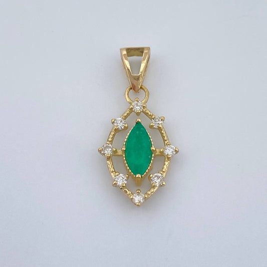 Dije Marquiz Esmeraldas 0.75gr / 2cm / Oro Amarillo 18K %