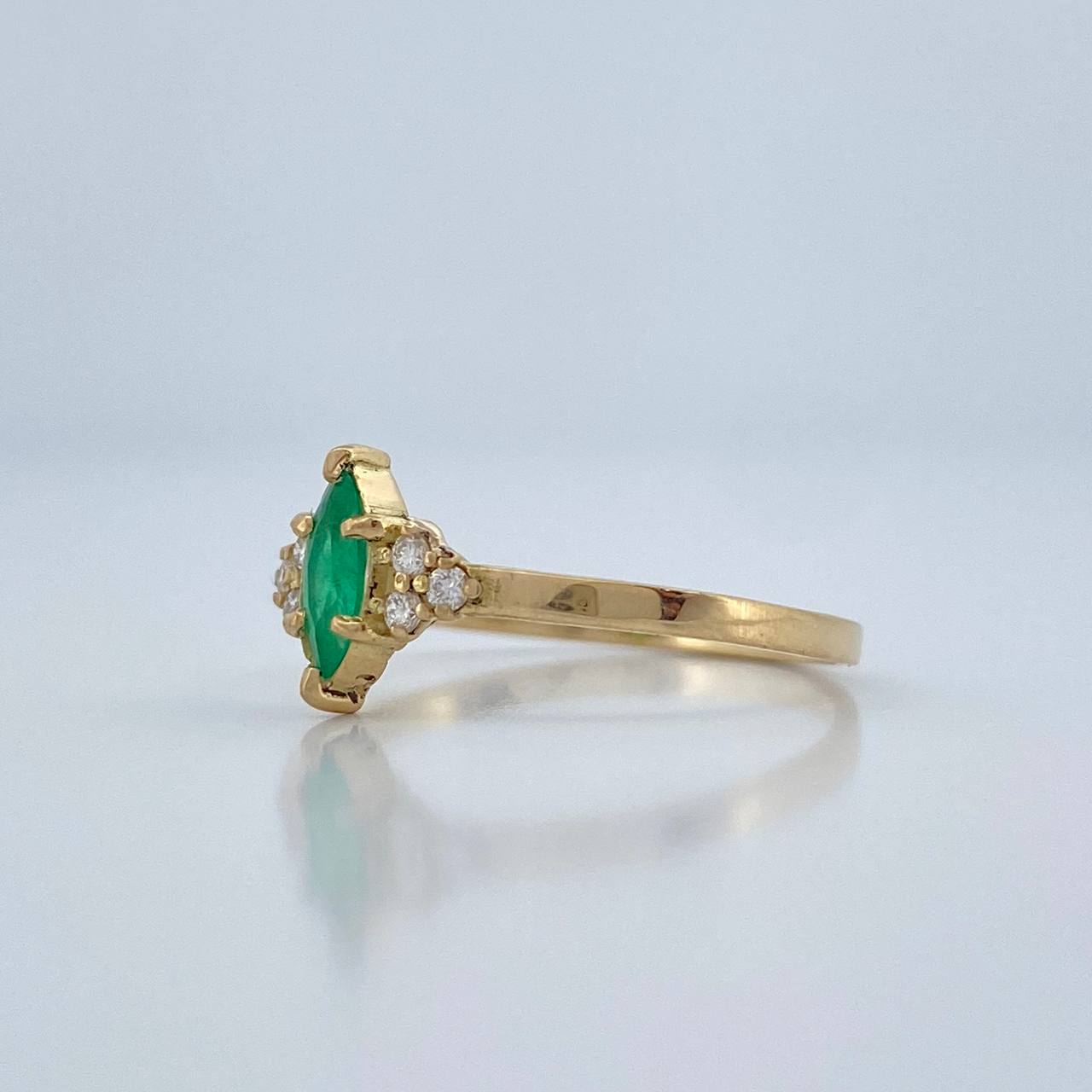 Anillo Ojo De Gato Esmeralda Diamantes 1.4gr / T6 1/2 / Oro Amarillo 18K %