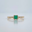 Anillo Churumbela Cuadrado Esmeralda Diamantes 1.7gr / T6 1/4 / Oro Amarillo 18K %