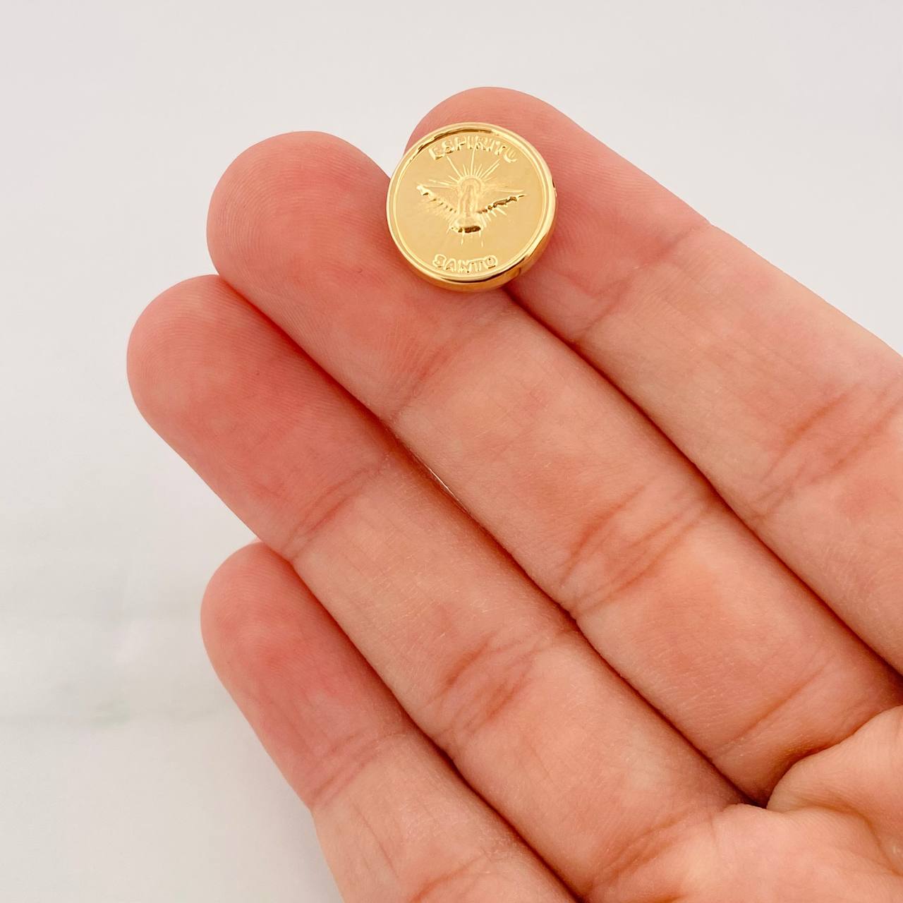 Herraje Espíritu Santo 0.8g / 1.3cm Oro Amarillo 18K