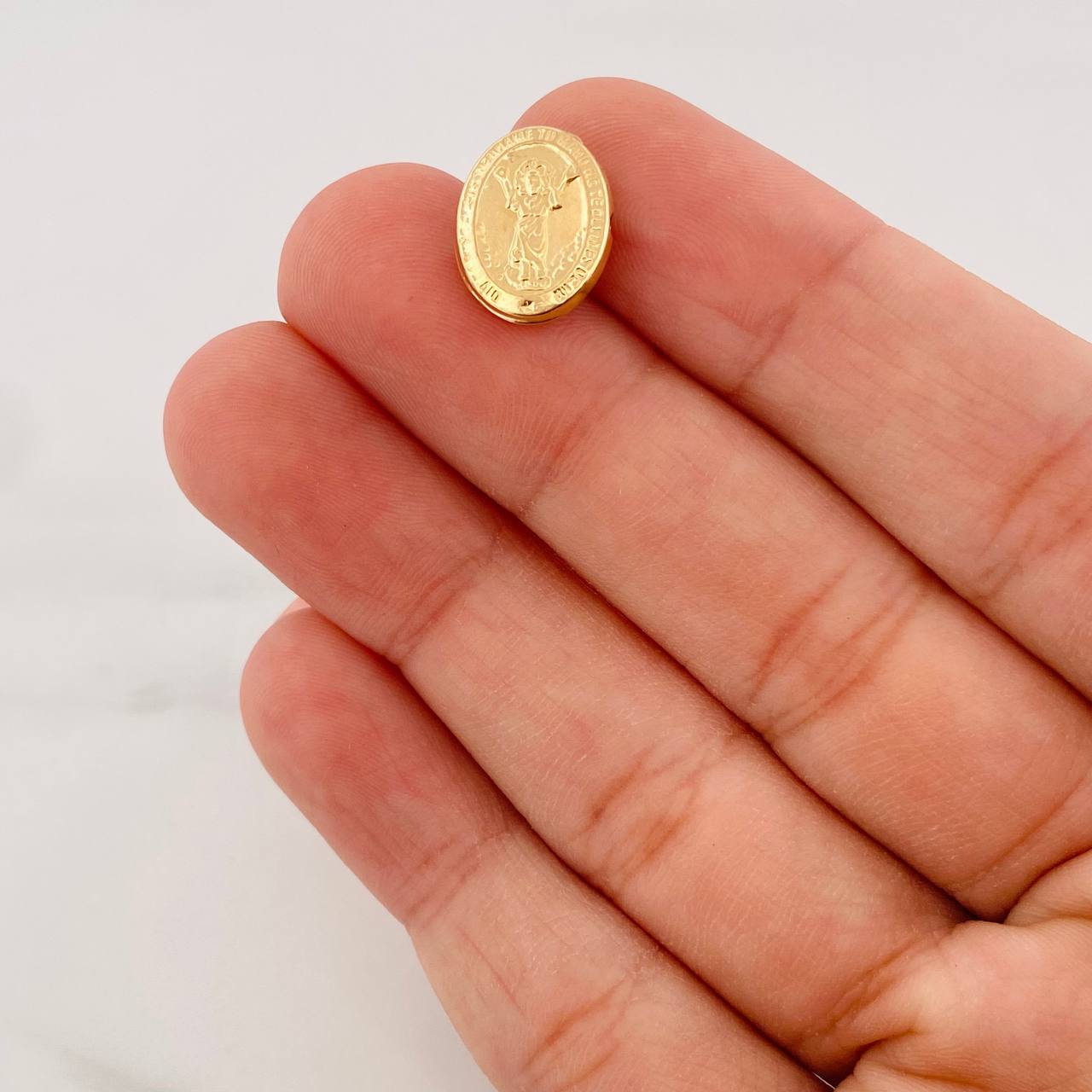Herraje Divino Niño 0.5g / 1.3cm Oro Amarillo 18K