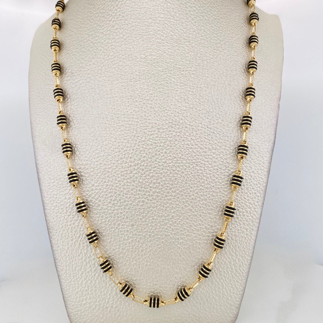 Cadena Rustica Barril 13.7g / 65cm / 4.2mm Oro Amarillo 18K