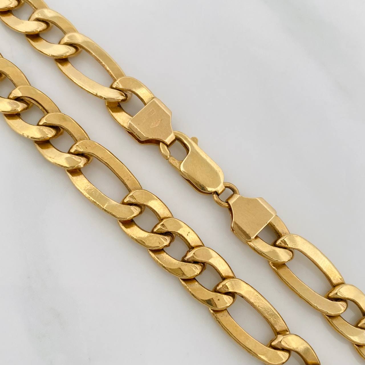 Cadena Figaro 38.3g / 70cm / 8.14mm Oro Amarillo 18K