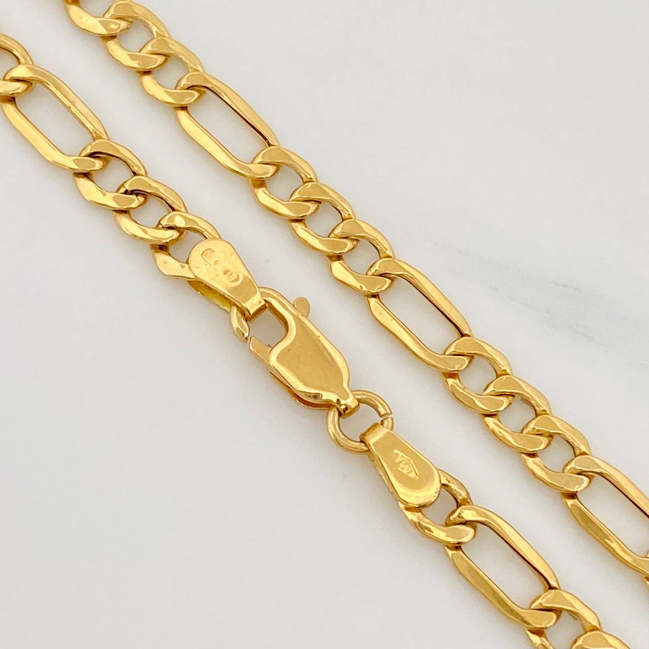 Cadena Figaro 10.35g / 60cm / 4.92mm Oro Amarillo 18K