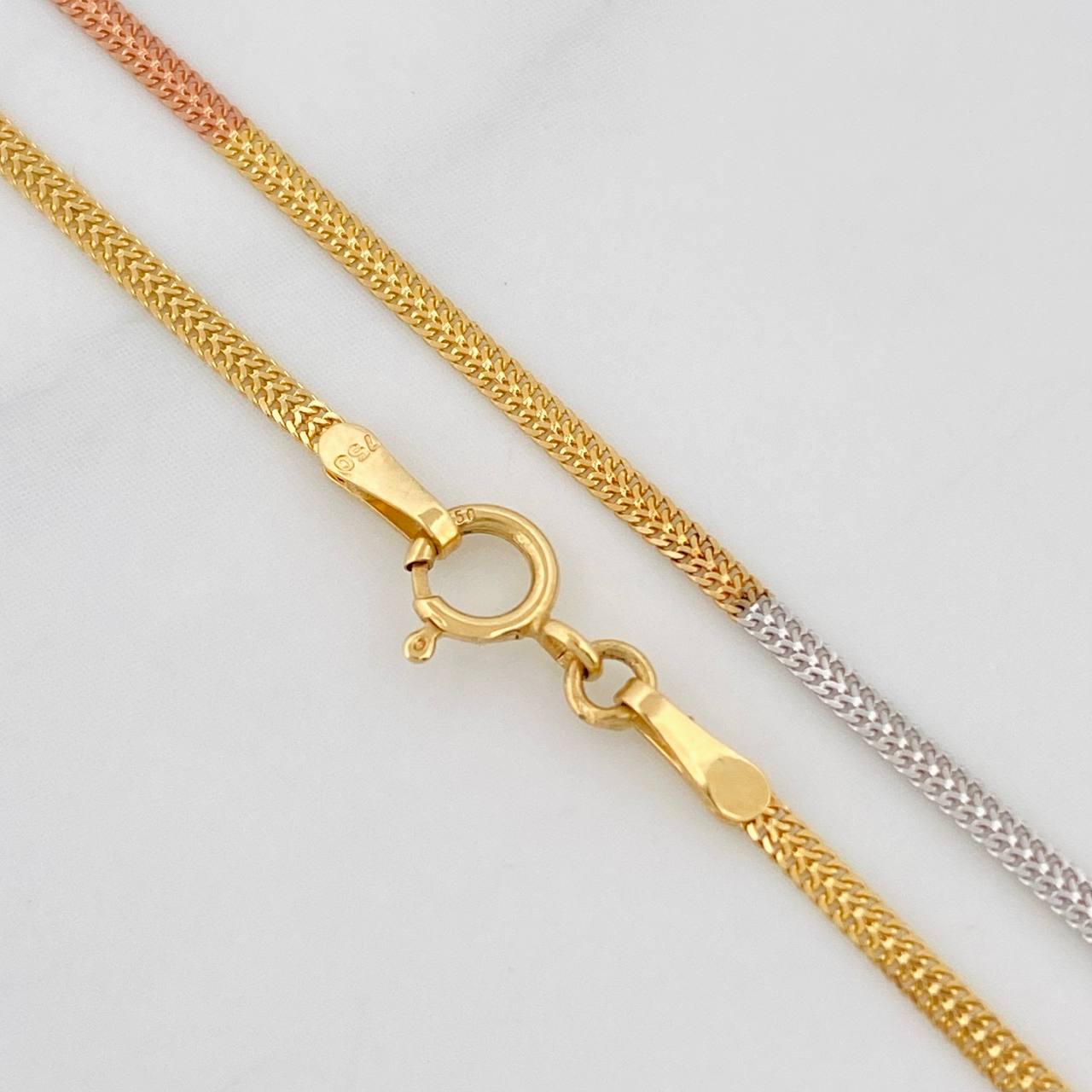Cadena Sedusa 1.7g / 45cm / 1.58mm Tres Oros 18K