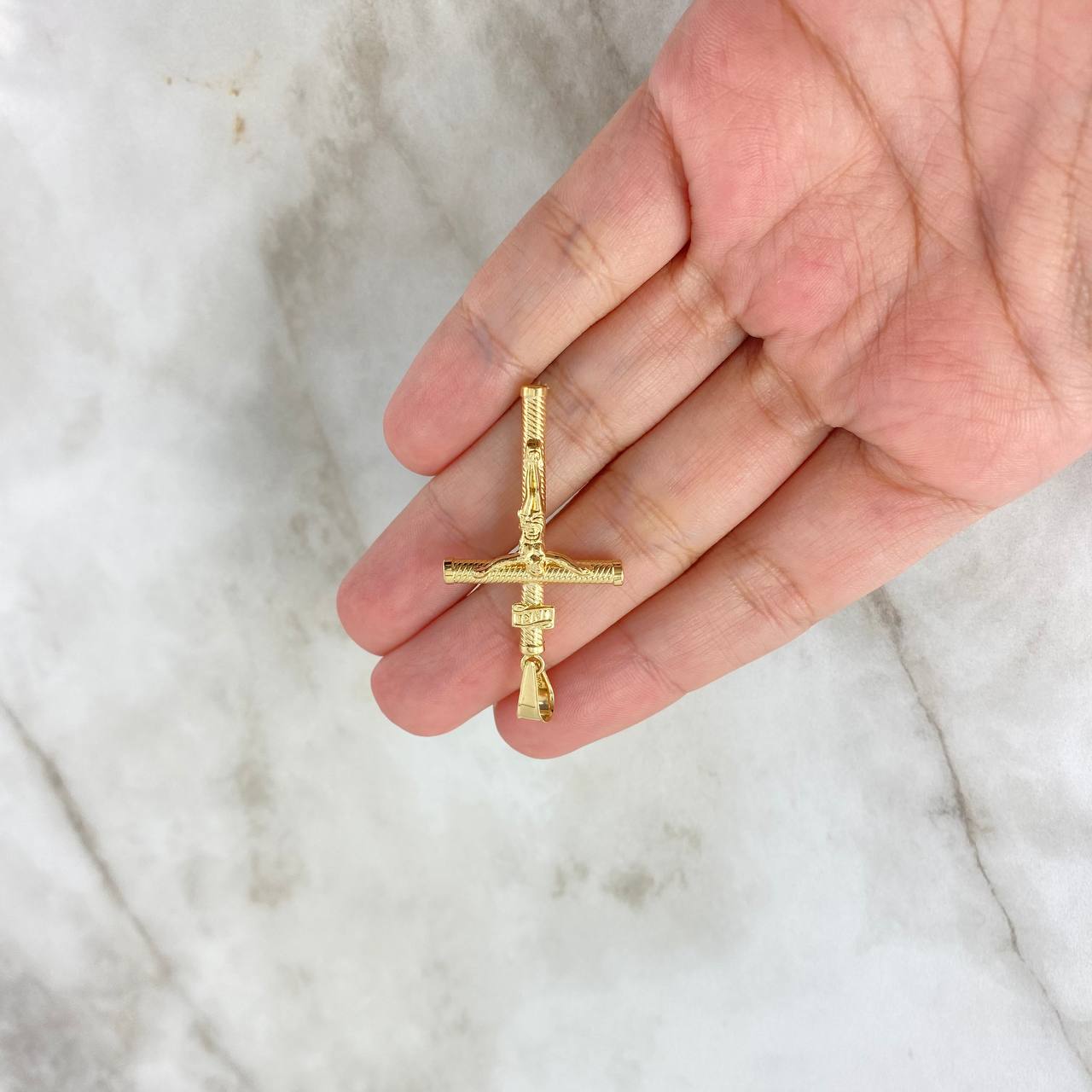 Dije Cruz Cristo 1.55gr / 4.4cm / Baston Atornillado Oro Amarillo