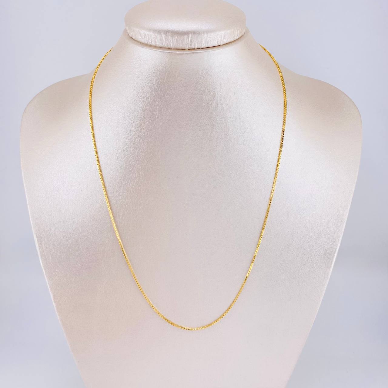 Cadena Veneciana 2.55g / 50cm / 0.9mm Oro Amarillo 18K
