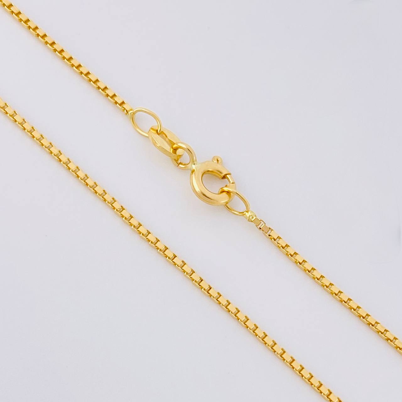Cadena Veneciana 3.05g / 50cm / 0.9mm Oro Amarillo 18K