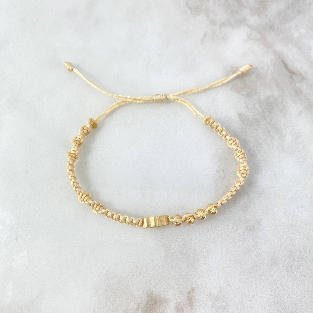 Pulsera Beige Hamsa Tridimensional 1.45gr / 4mm Bolas Diamantadas 4 und Circones Blancos Oro Amarillo *