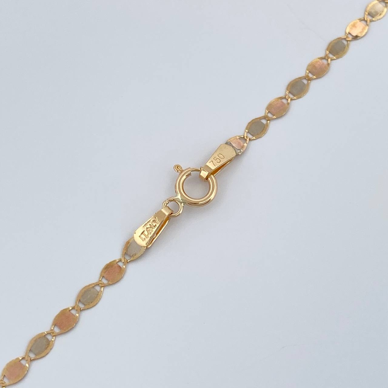 Cadena Plana Espejo 1.6gr / 45.5cm / 2.15mm Tres Oros +3 18K %