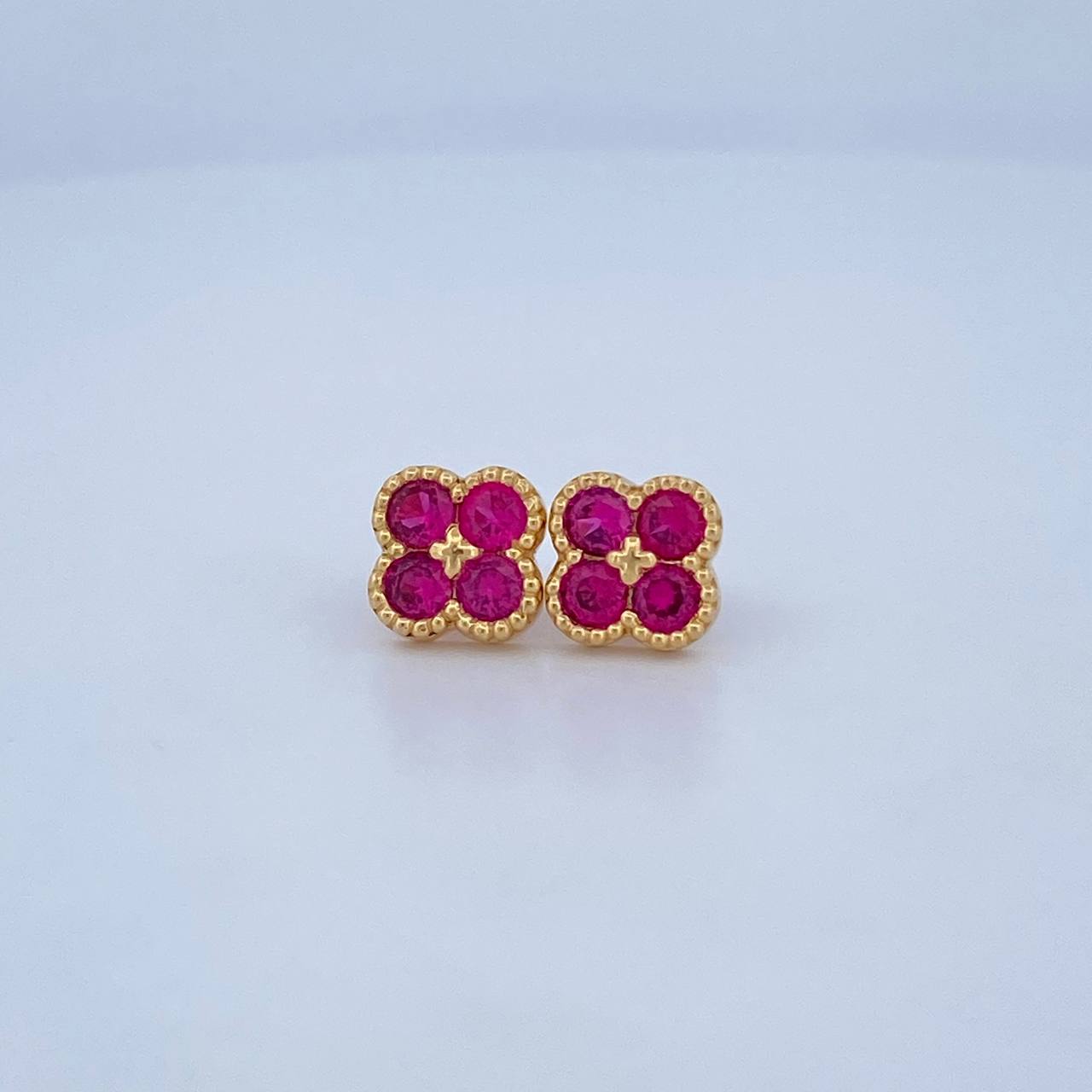 Topos Trebol 2.95gr / 9.03mm / Oro Amarillo 18K &