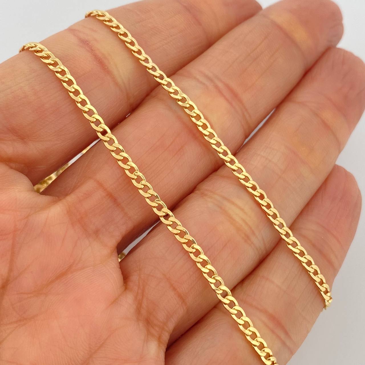 Cadena Cubana 4.7gr / 61.3cm / 3.11mm Oro Amarillo +1 18K &
