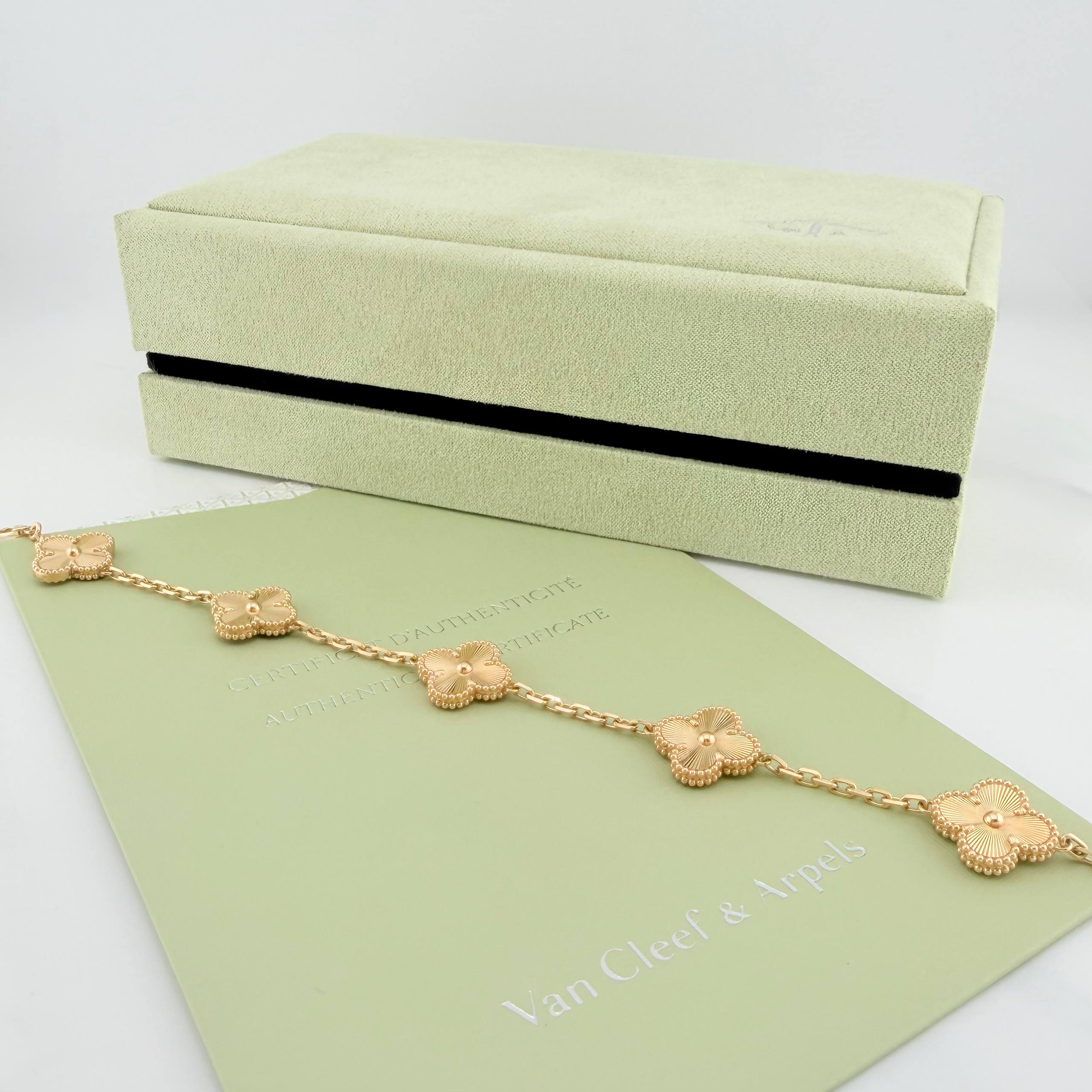 Pulso Trebol 11.05 g / 19.6 cm / 1.9 mm Oro Amarillo 18K