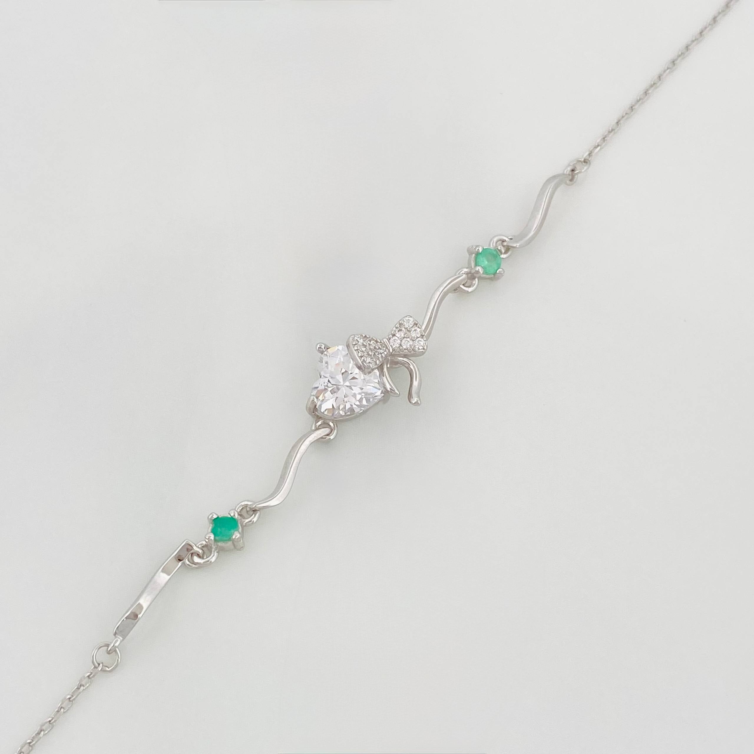Pulso Corazon Moño Esmeraldas 2.9 g / 22 cm / 1 mm Plata 925