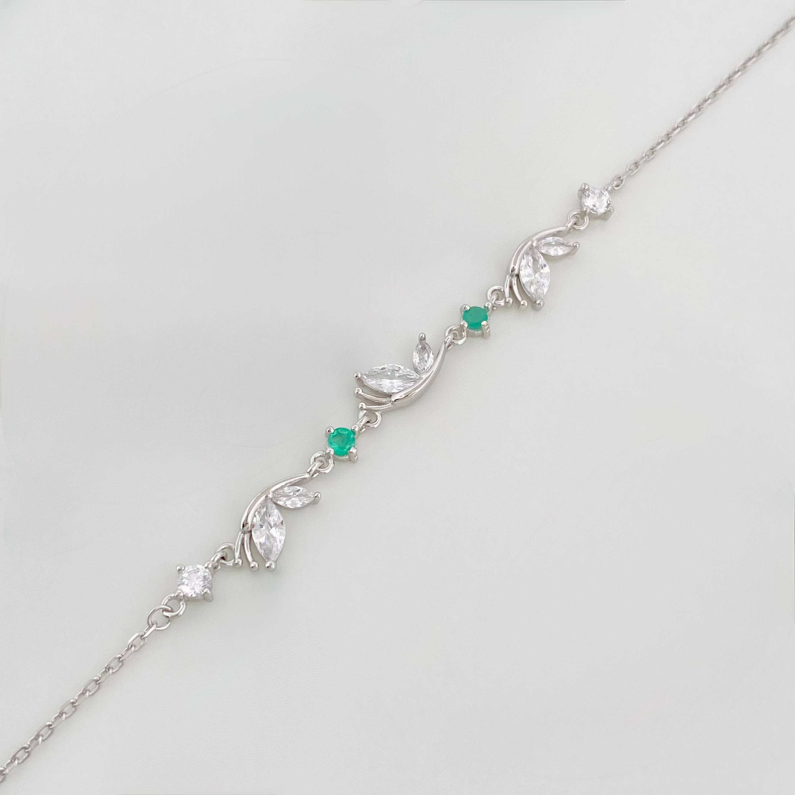 Pulso Mariposas Esmeralda 2.8 g / 22.03 cm / 1 mm Plata Rodinada 925