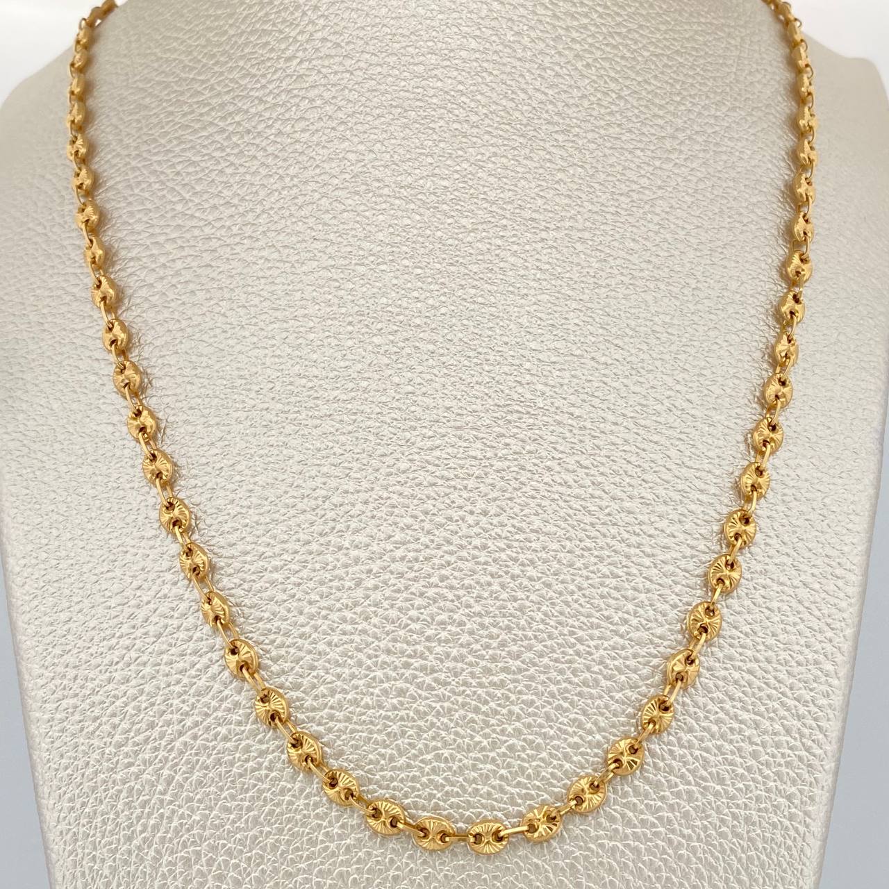 Cadena GC 10.15gr / 59cm / 4mm Oro Amarillo 18K $