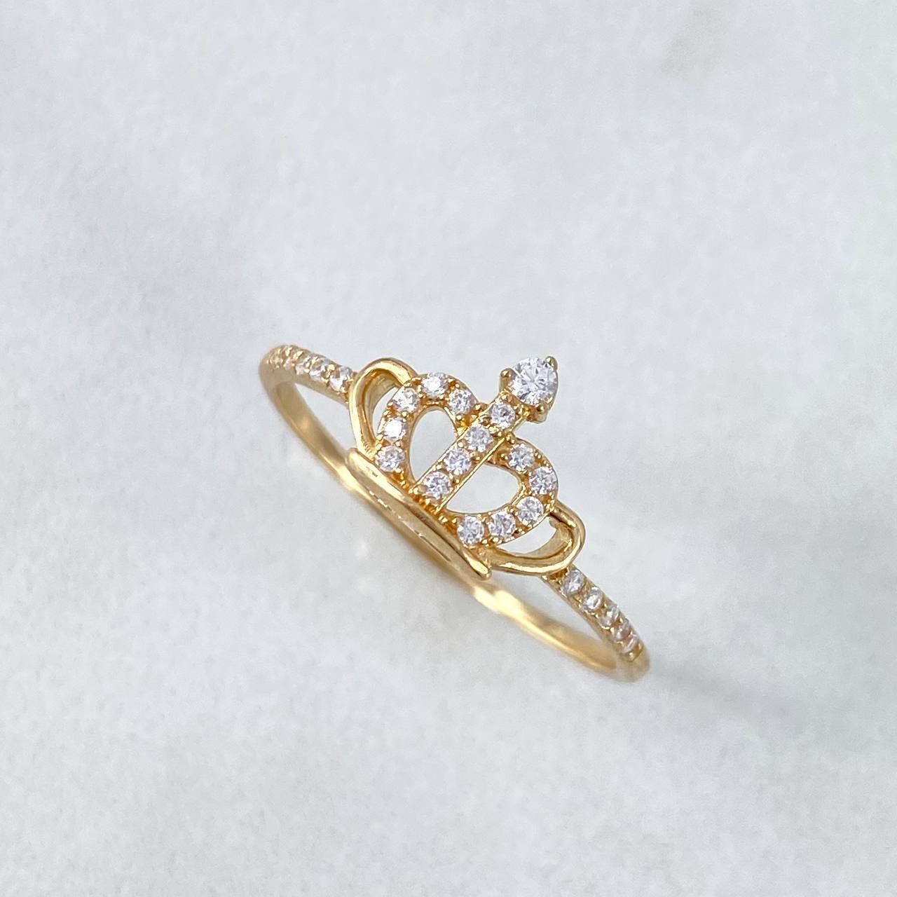 Anillo Corona Real 15s 1.5gr / T7 / Circones Blancos Oro Amarillo